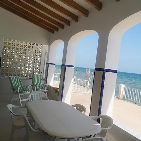 X * Denia